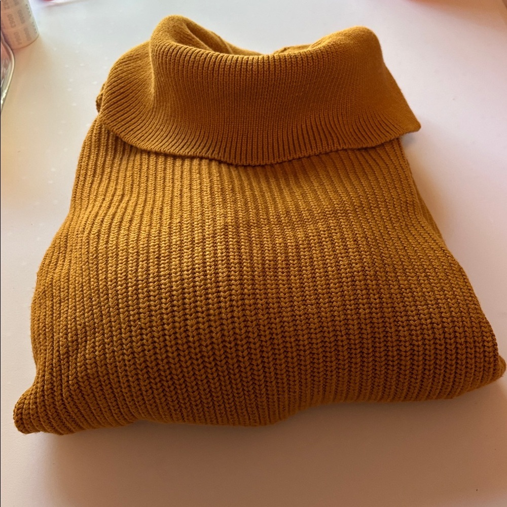 Chadwick’s of Boston Gold Chunky Sweater